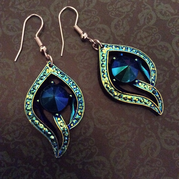 Colorful Blue and Green Elegant Earrings - Picture 2 of 6